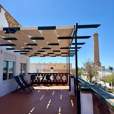 El Faro Konukevi 3*